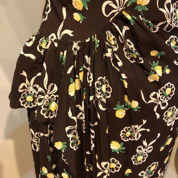 Vintage 40's Brown Cold Rayon Floral Print Iconic WWII Era Historic Dress - XS - Picture 3 of 16